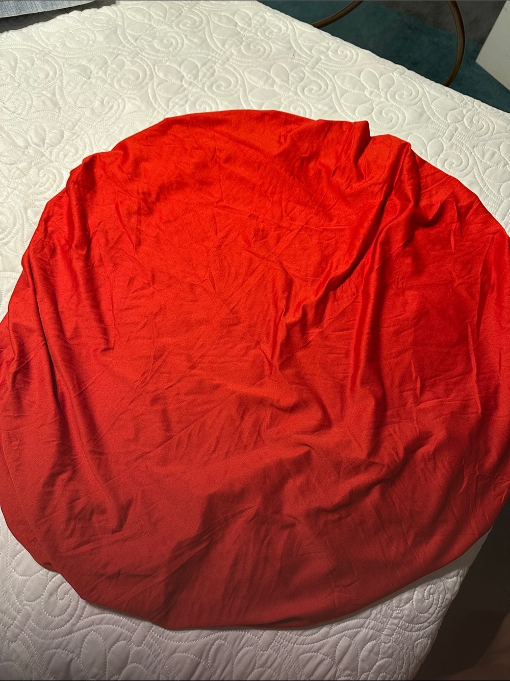 Red Round Stretch Cover